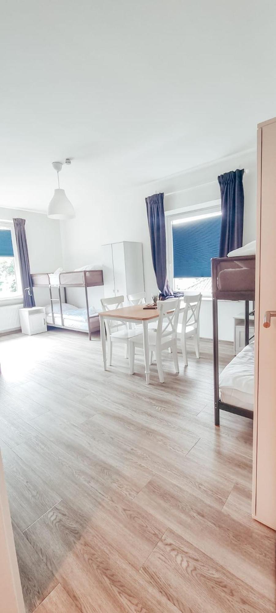 Sechsbettzimmer "Blau" In Zentraler Lage BRE Buitenkant foto